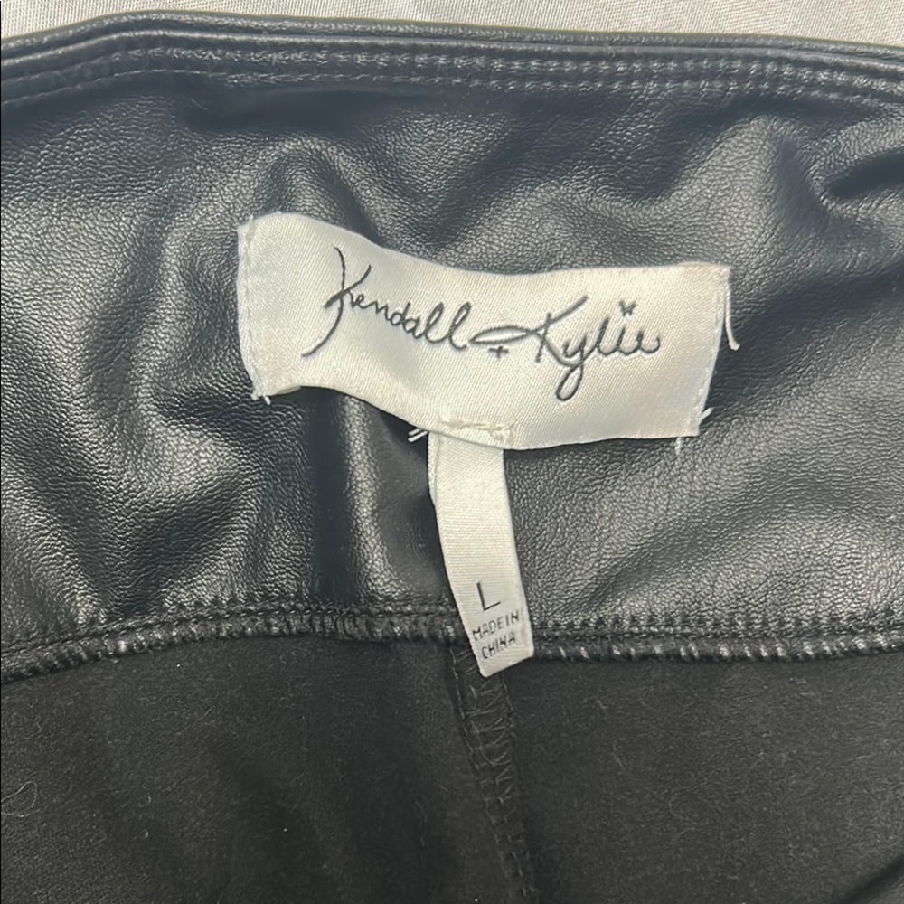 Kendall & Kylie Black Leather (Faux) Pull on Pants Large